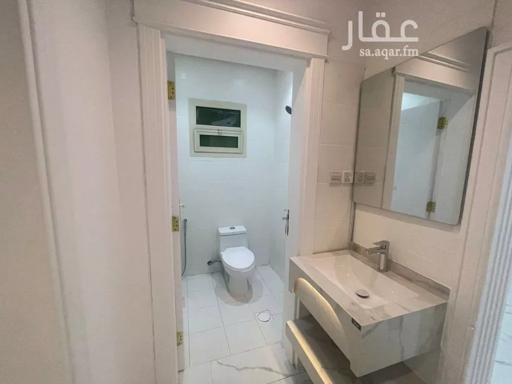 دور 3 غرف في العارض 17