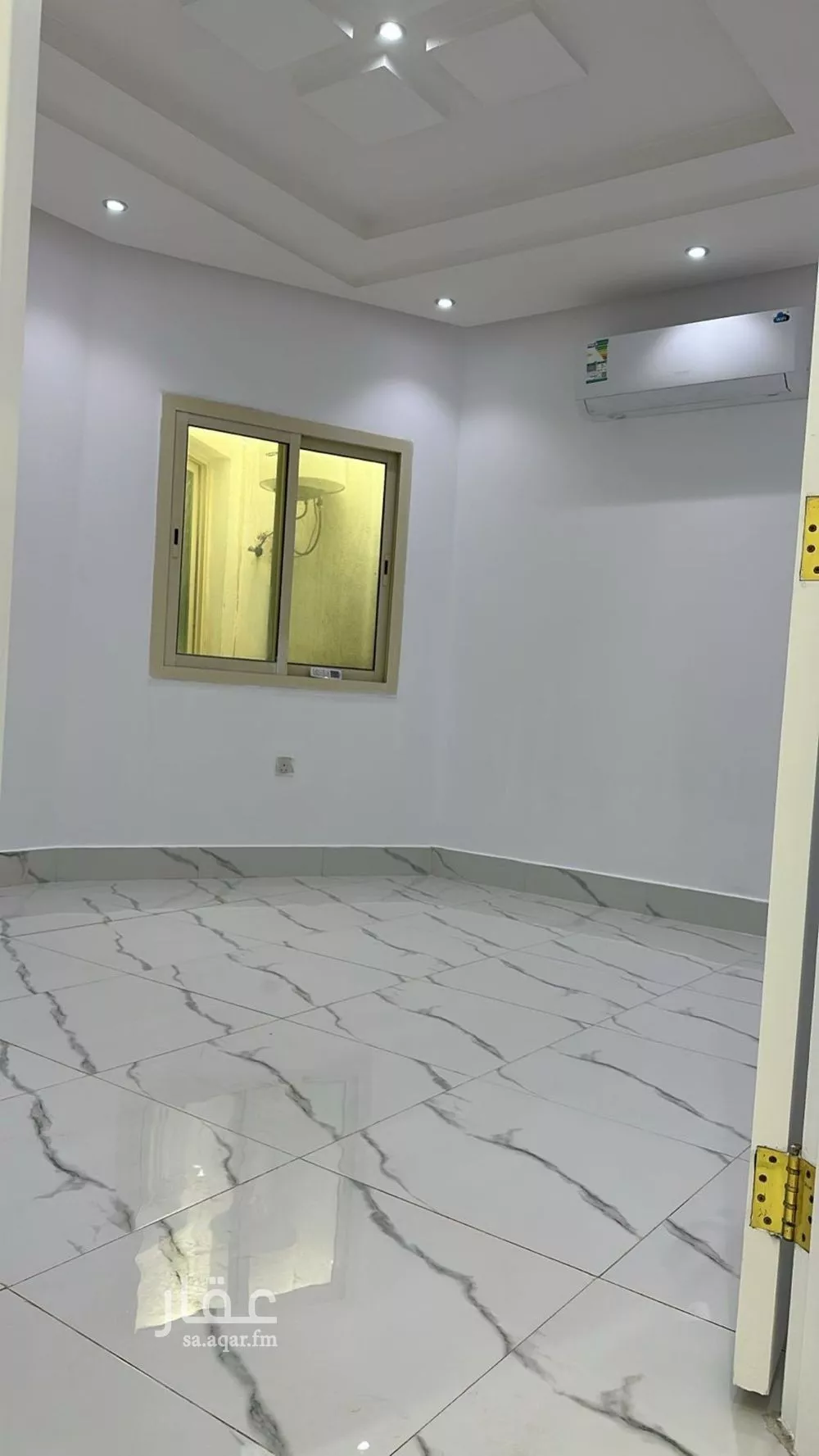 دور 3 غرف في العارض 10