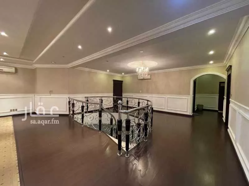 فيلا 7 غرف في الخزامى 8