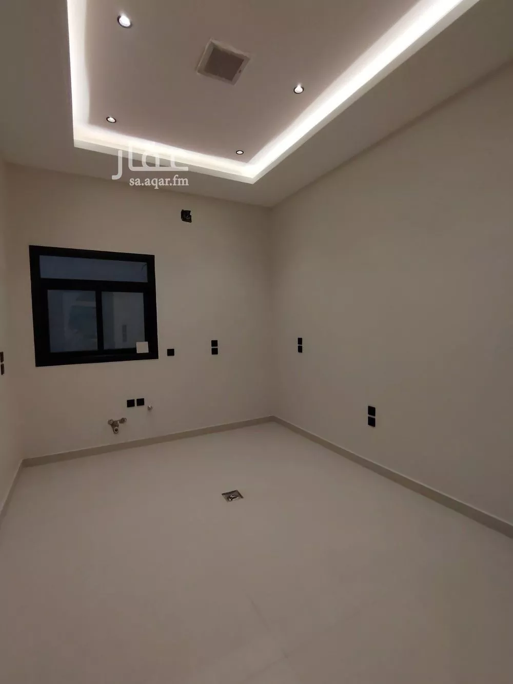 فيلا 4 غرف في المهدية 12