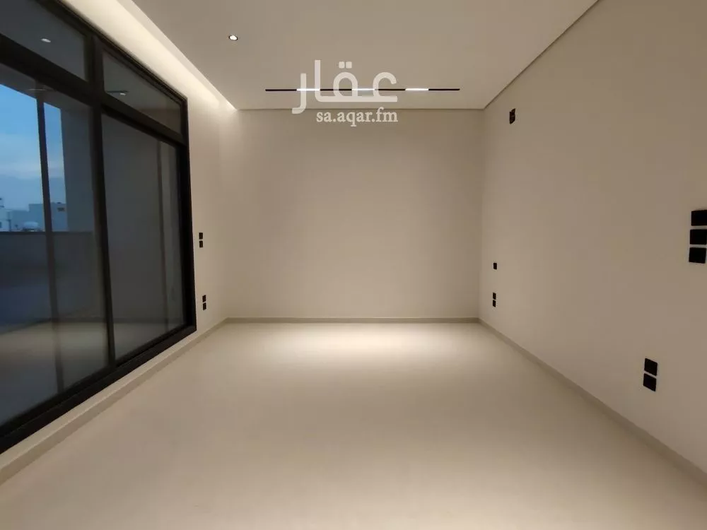 فيلا 4 غرف في المهدية 6