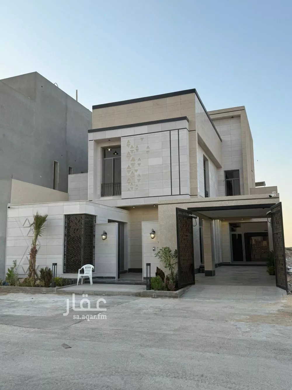 فيلا 7 غرف في المهدية 9