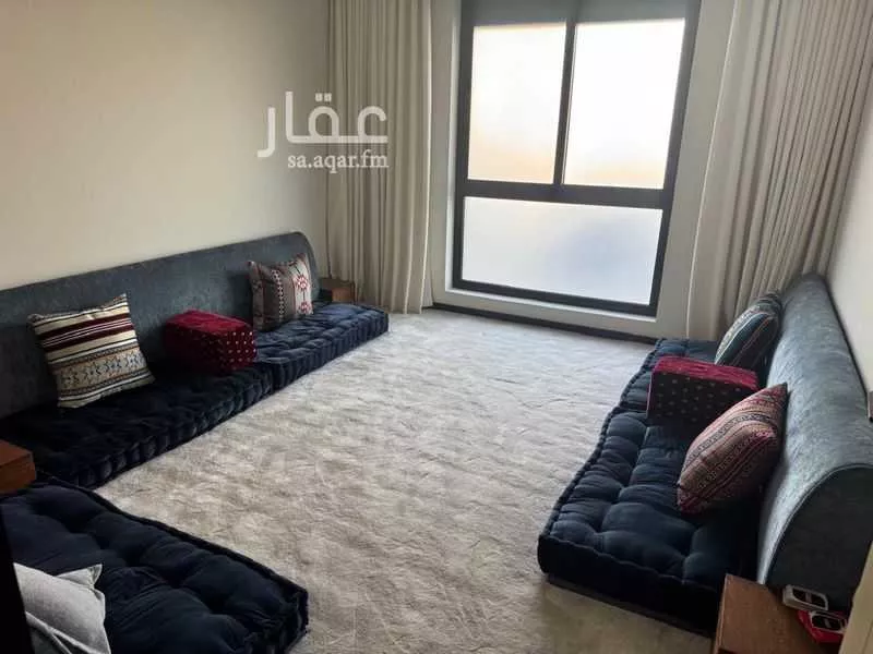 شقة 4 غرف في العارض 6