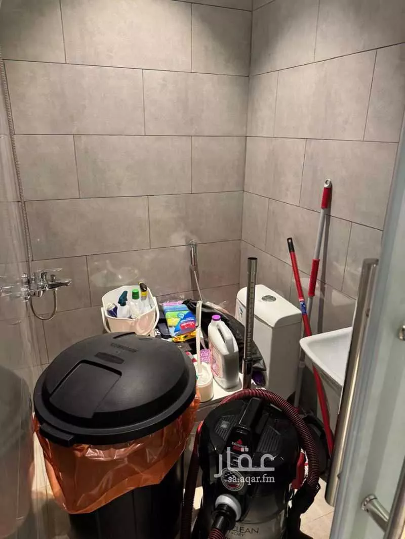 شقة 4 غرف في العارض 8