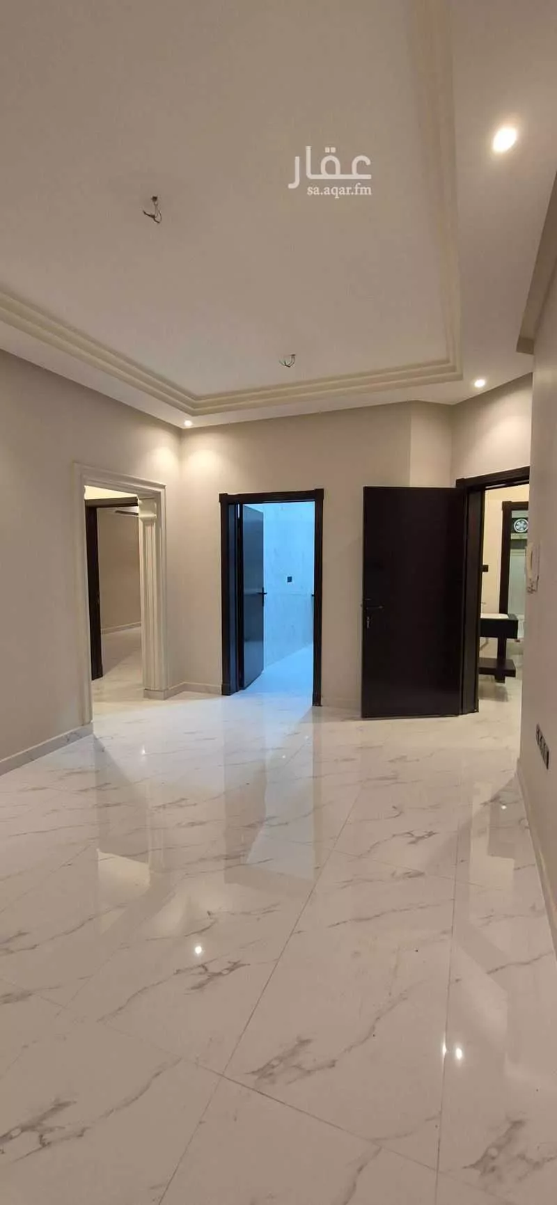 3 bedroom apartment in Al Aqiq 5