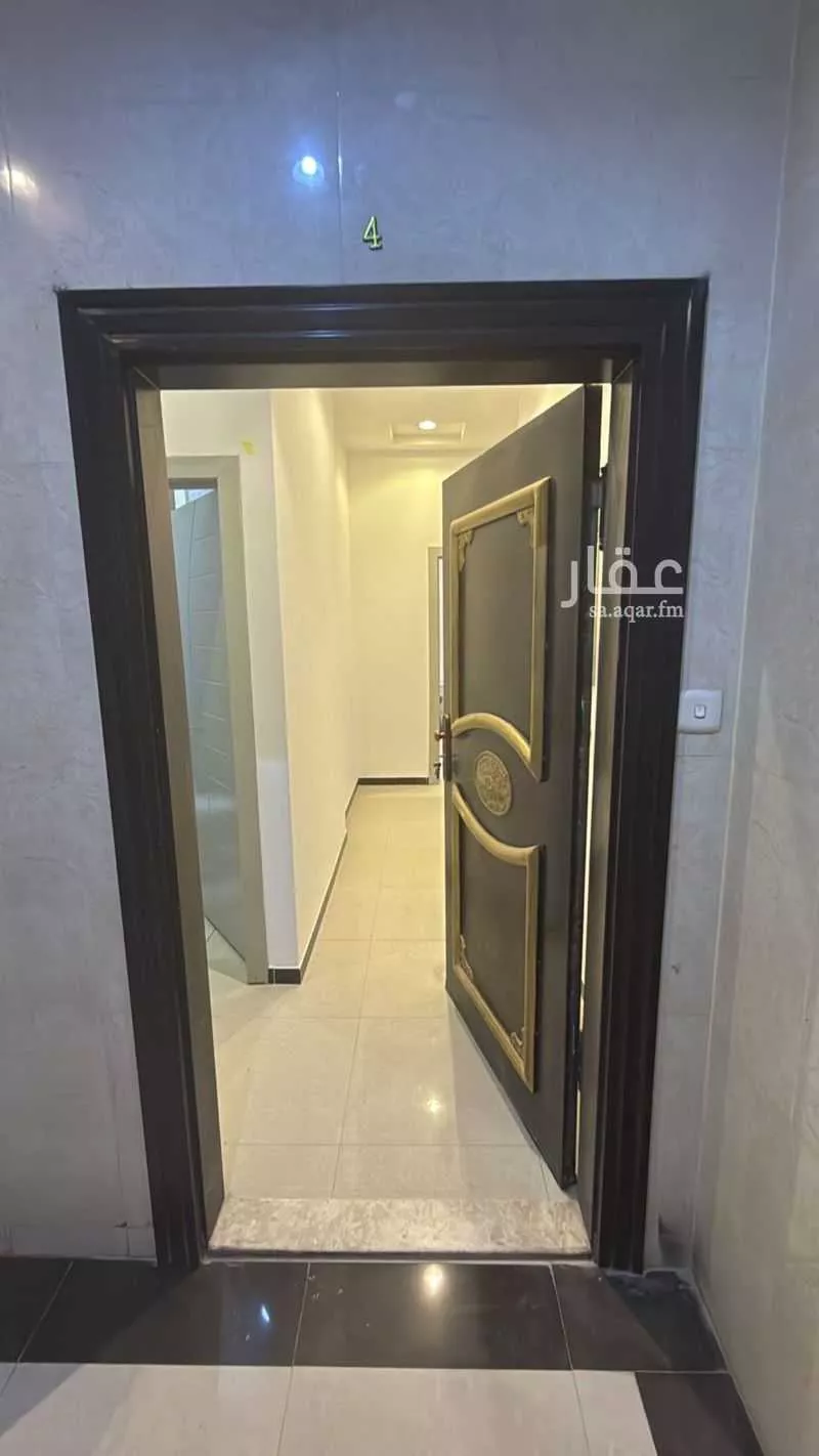 شقة 4 غرف في الملقا 11