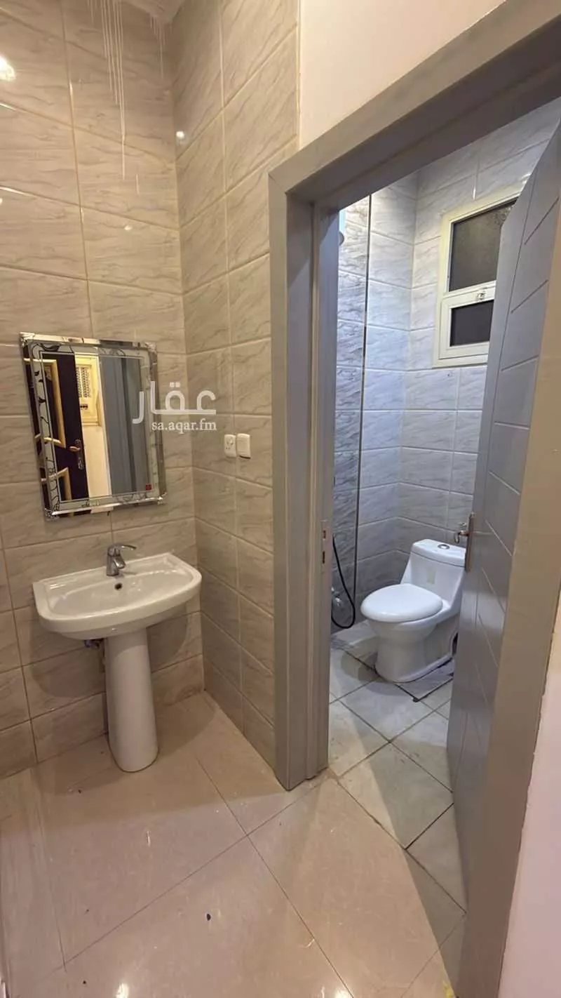 شقة 4 غرف في الملقا 13