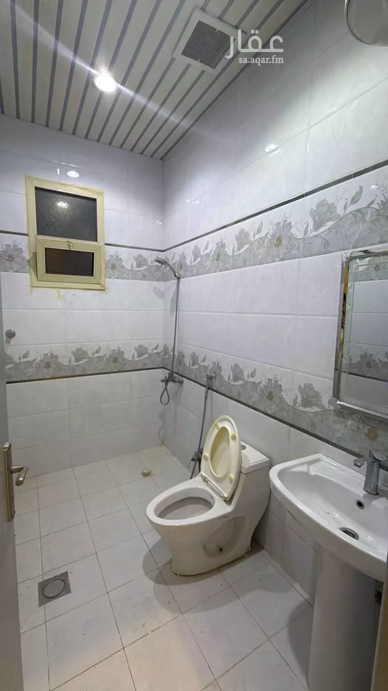 شقة 4 غرف في الملقا 3