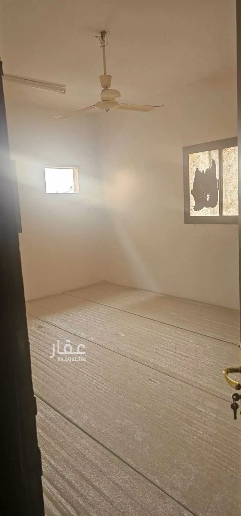 فيلا 8 غرف في النظيم 2