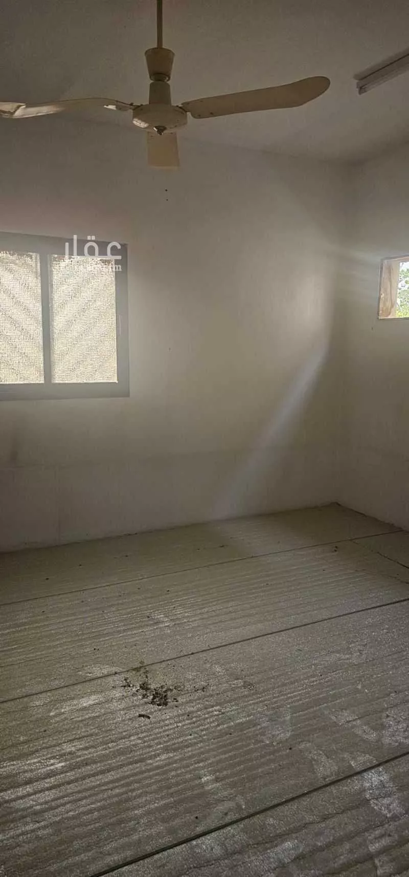 فيلا 8 غرف في النظيم 4