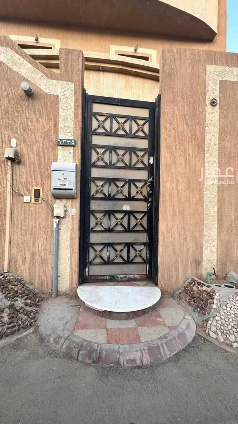 فيلا 4 غرف في قرطبة 6