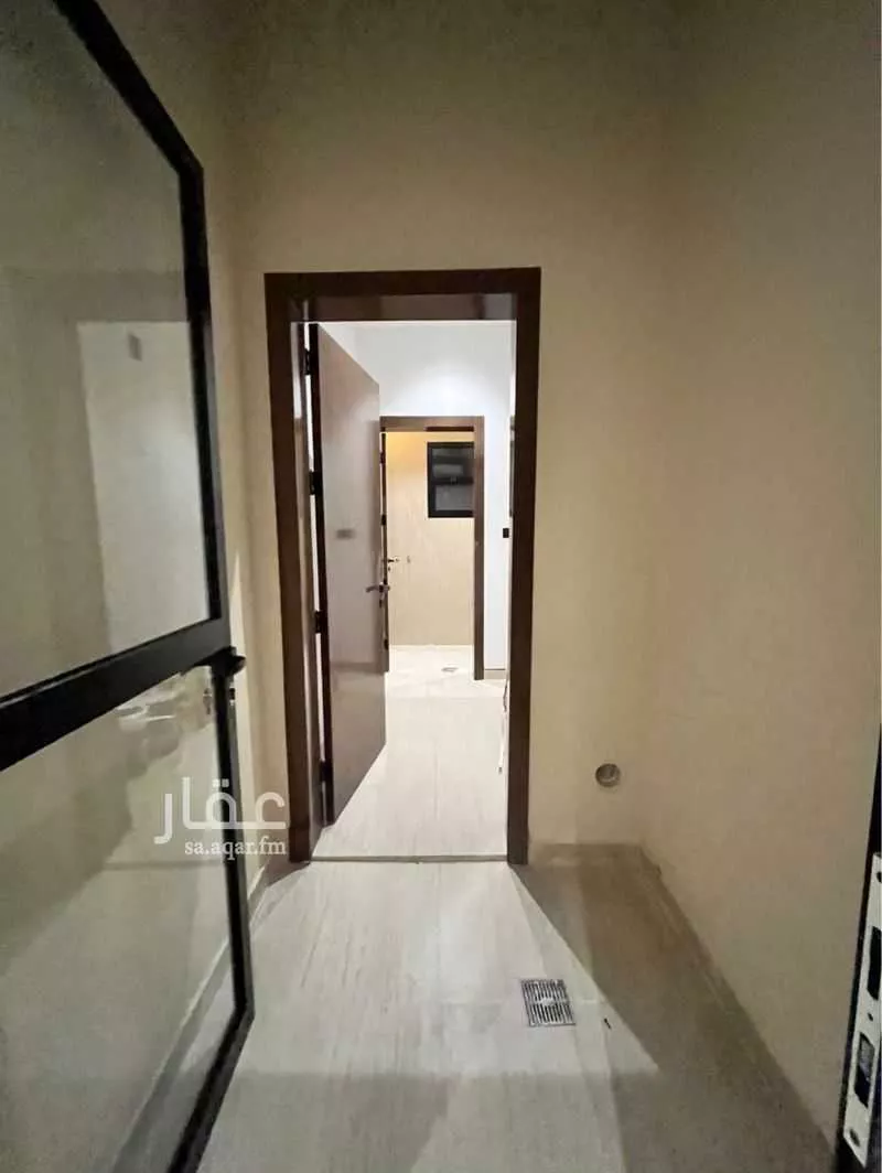 4 bedroom villa in Al Janadriyah 14
