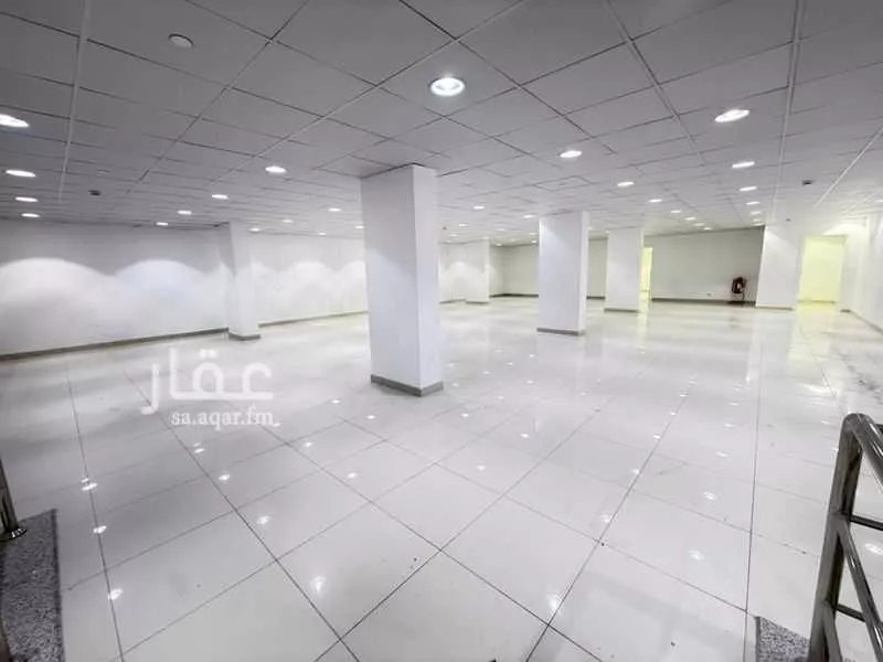 محل 990 م² في ظهرة نمار 5