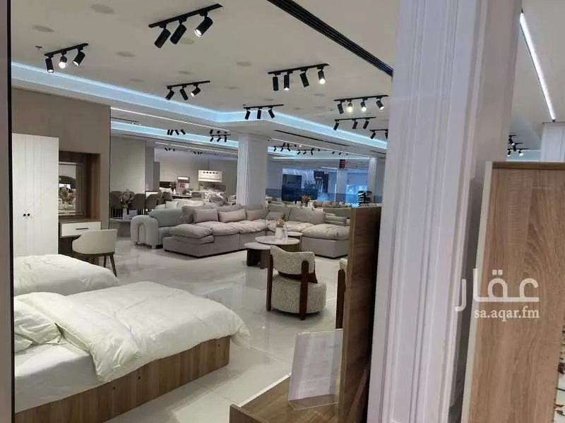 محل 1500 م² في الصحافة 4