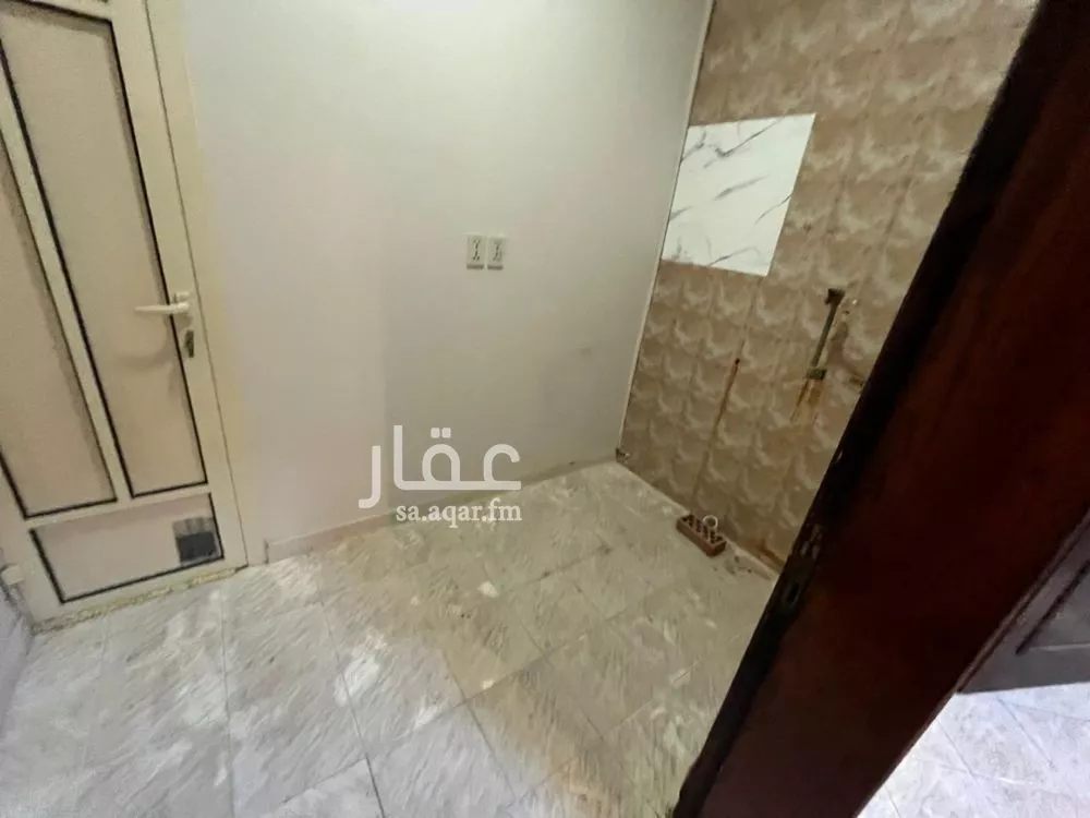 5 bedroom floor in Al Jisr 14