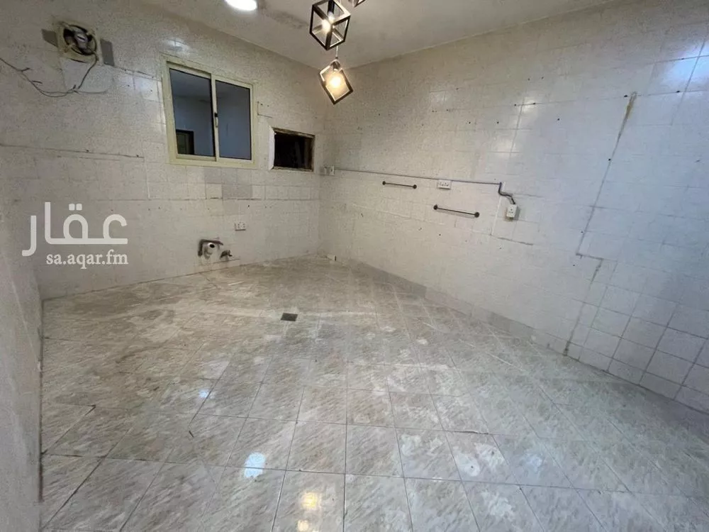 5 bedroom floor in Al Jisr 16