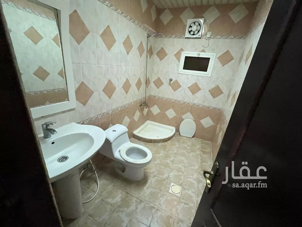 5 bedroom floor in Al Jisr 25