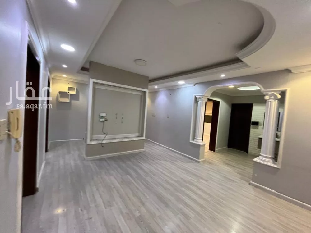 5 bedroom floor in Al Jisr 8