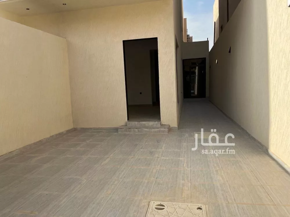 6 bedroom floor in Tuwaiq 8