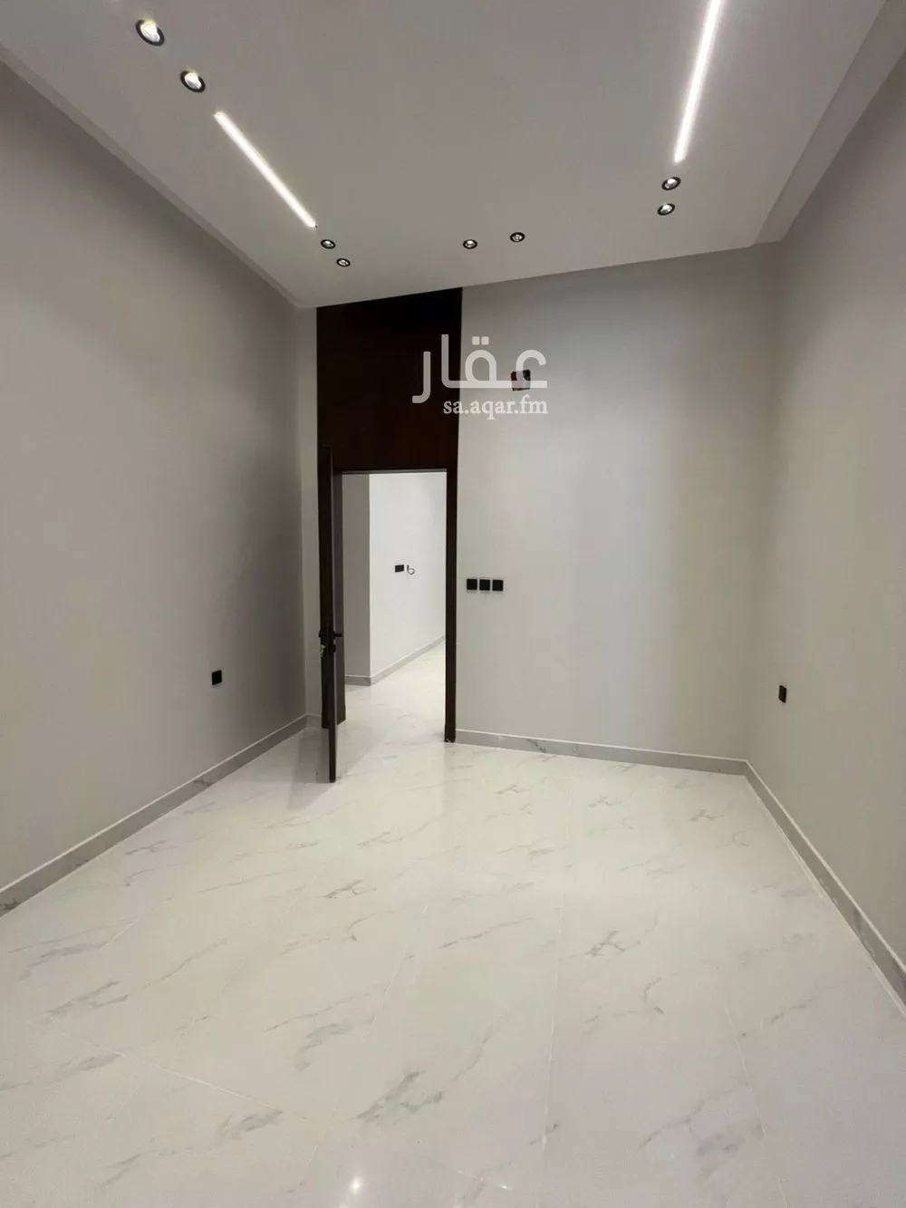 5 bedroom floor in Al Janadriyah 11