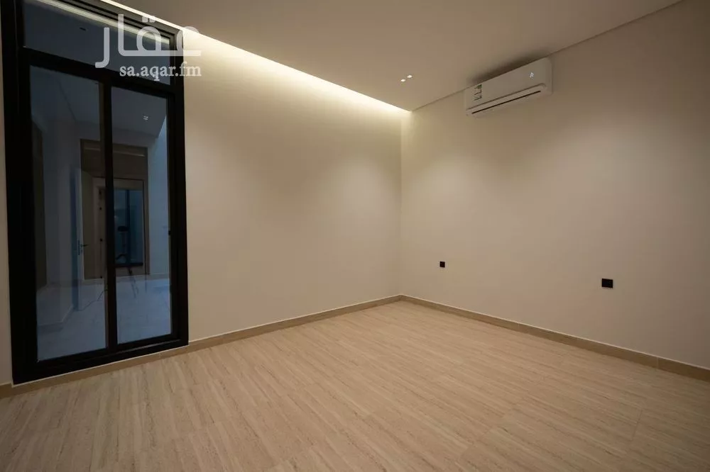 4 bedroom floor in Al Olaya 12