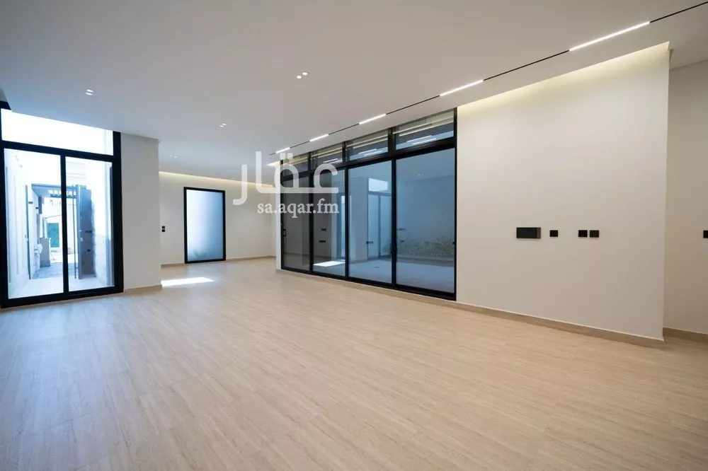 4 bedroom floor in Al Olaya 4