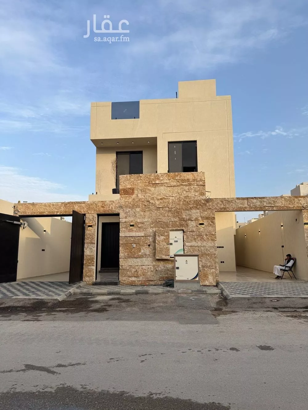 3 bedroom floor in Al Rimal 7