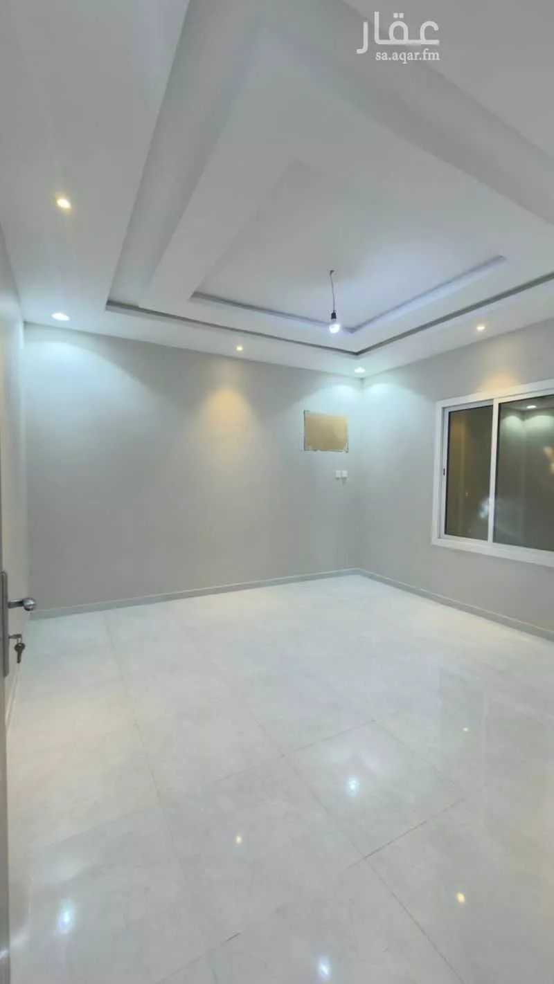 5 bedroom apartment in Muraykh 7