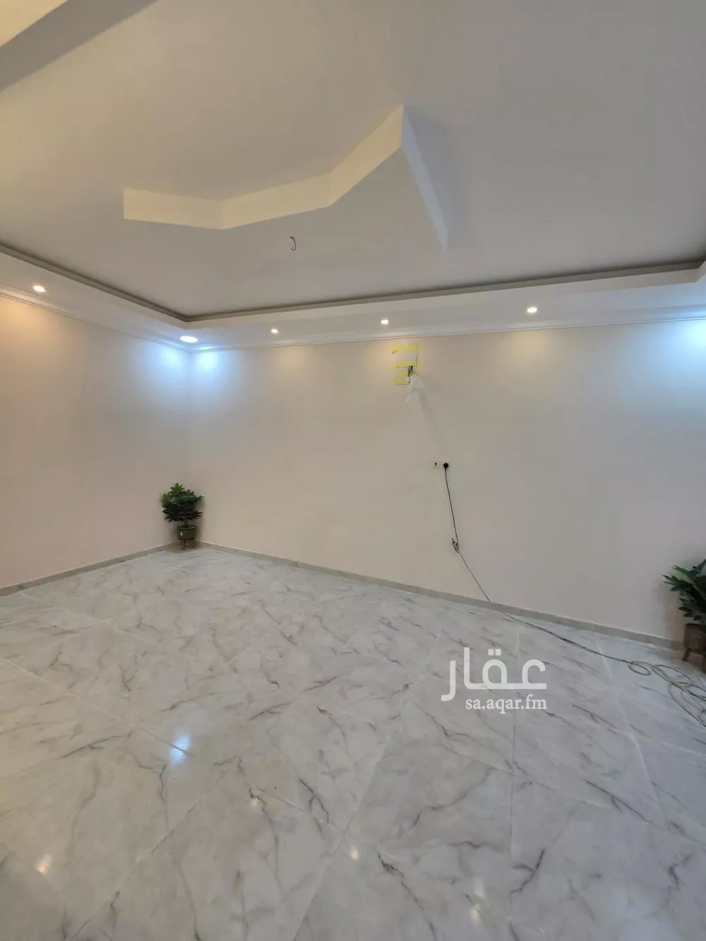 فيلا 6 غرف في ضاحية الملك فهد 5