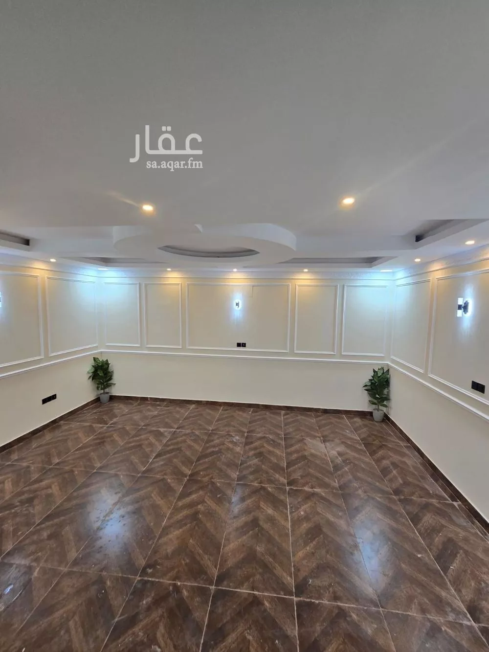 فيلا 8 غرف في ضاحية الملك فهد 21