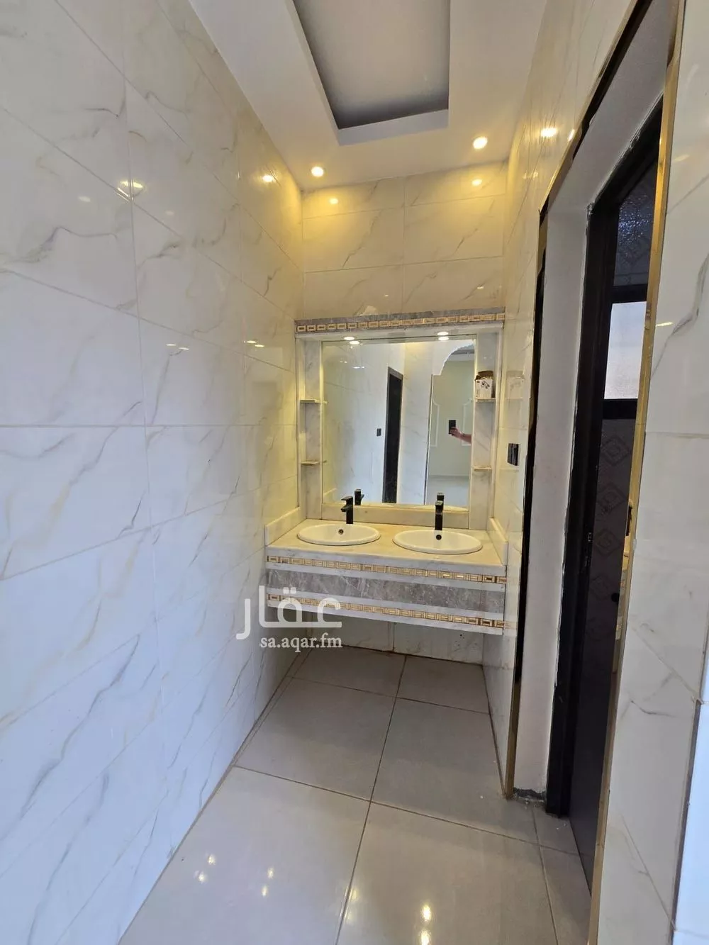 فيلا 8 غرف في ضاحية الملك فهد 27