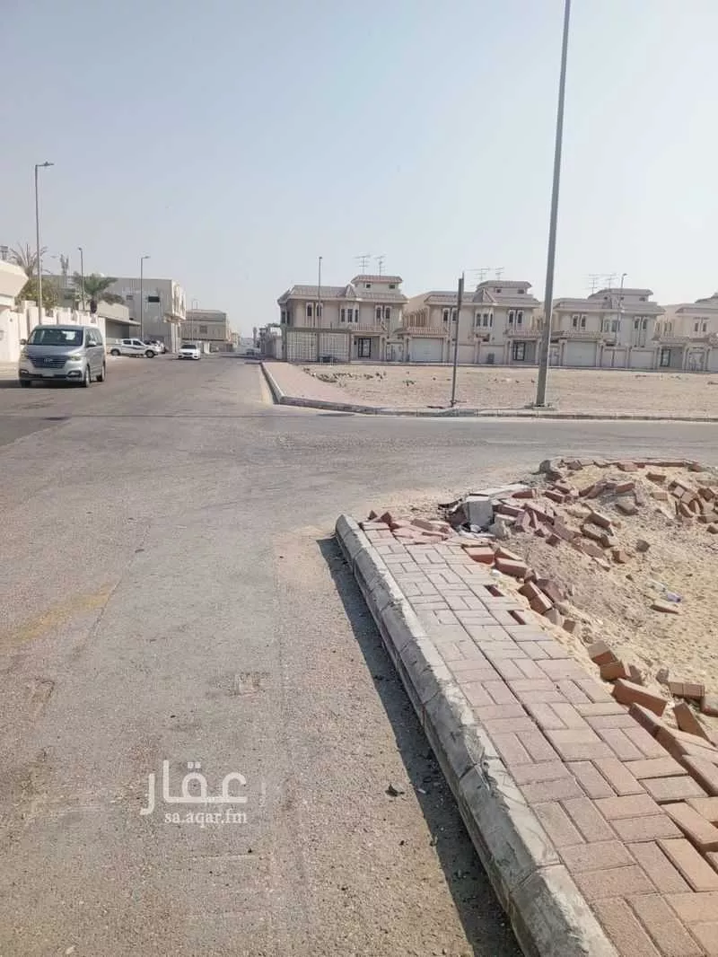 أرض 445 م² في الروضة 2