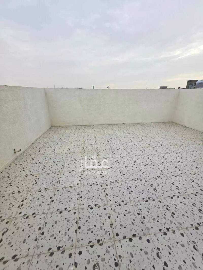 فيلا 6 غرف في ضاحية الملك فهد 8