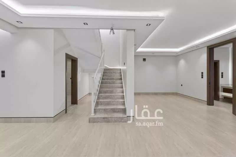 فيلا 8 غرف في طيبة 7