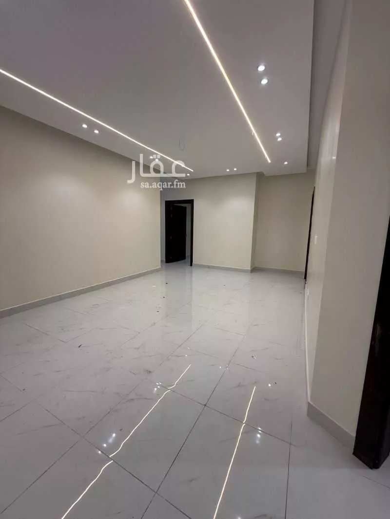 شقة 5 غرف في الصواري 6