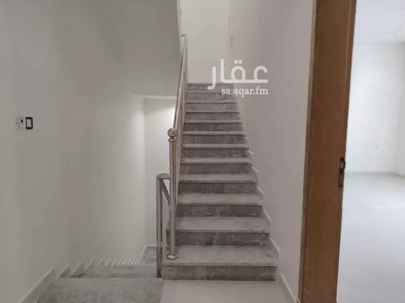 193 sqm building in Badr 11