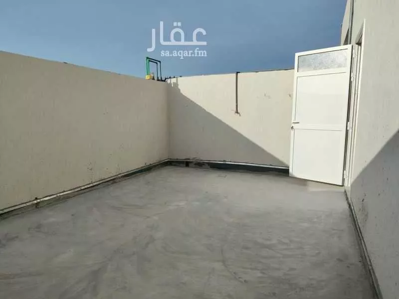 193 sqm building in Badr 4
