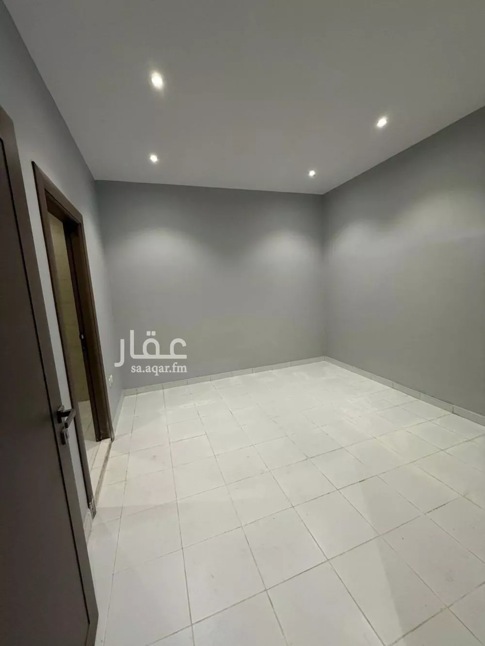 دور 4 غرف في العقيق 8