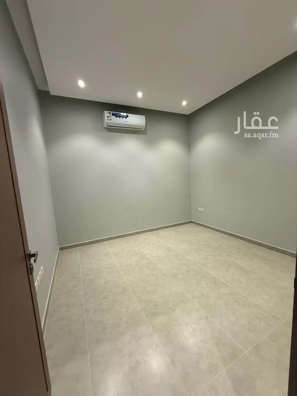 دور 4 غرف في العقيق 10