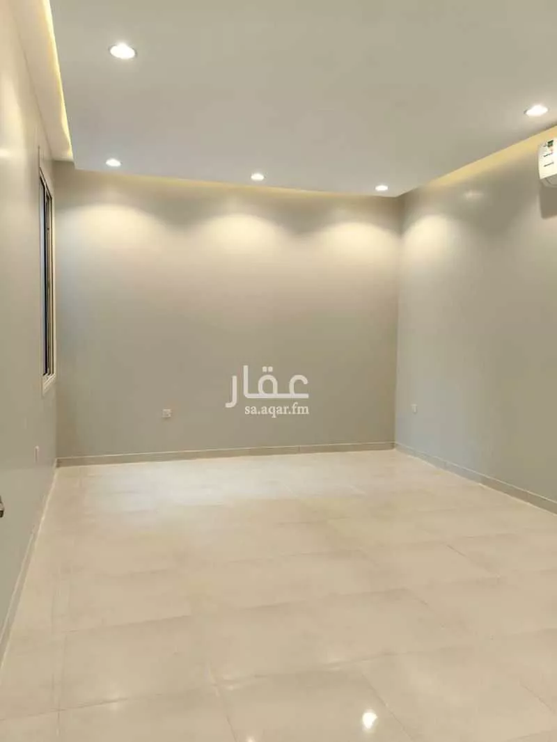 دور 4 غرف في العارض 10