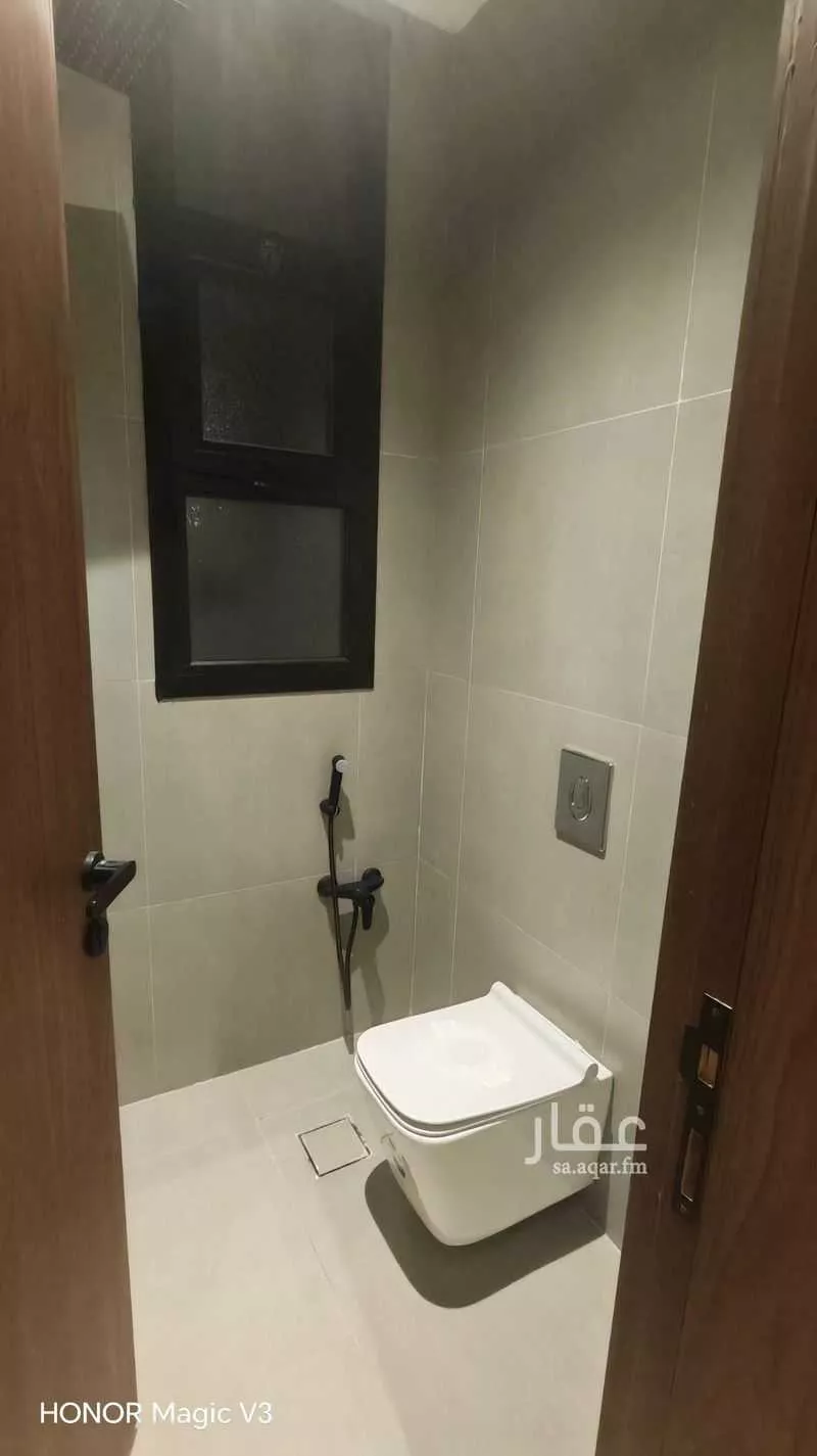 دور 5 غرف في العارض 15