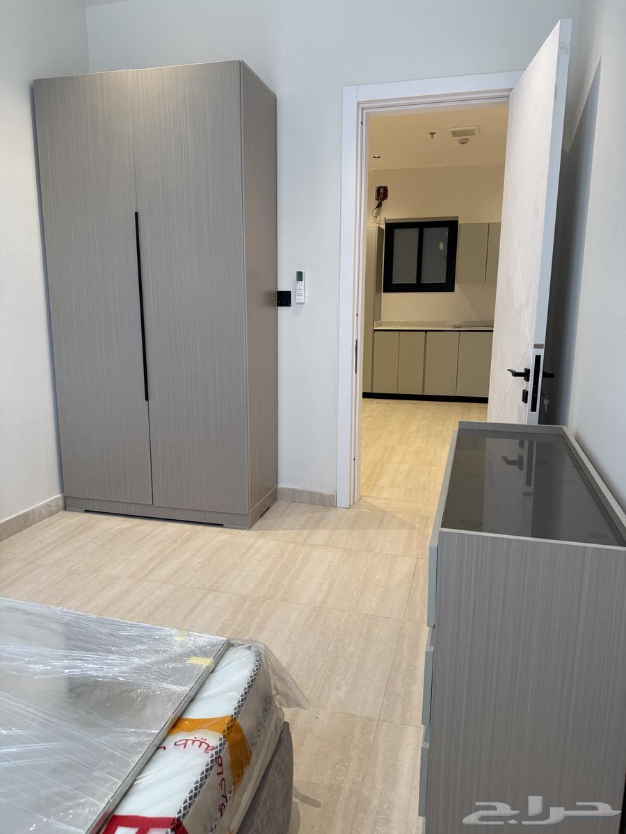 شقة 4 غرف في الرمال 4