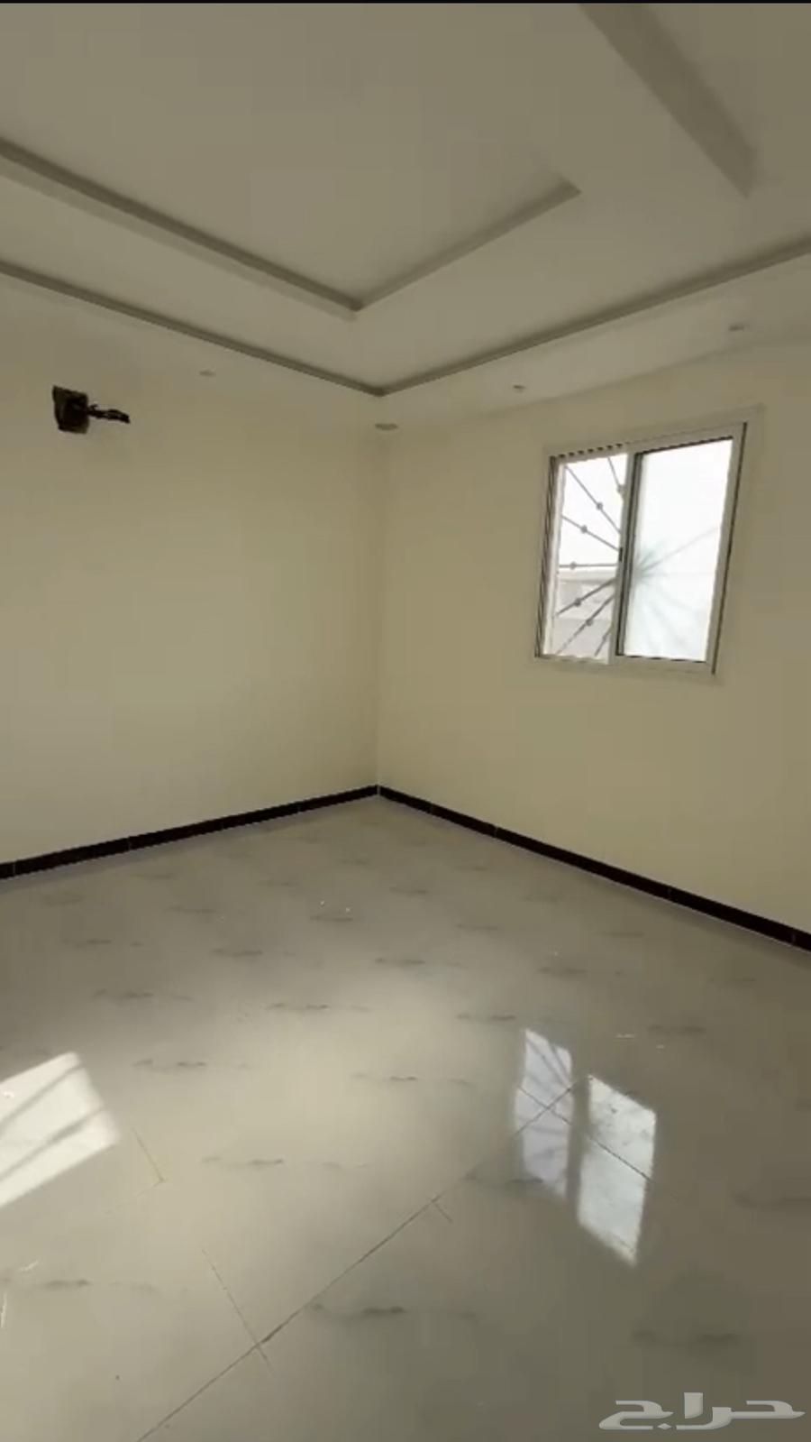 شقة 4 غرف في طويق 2