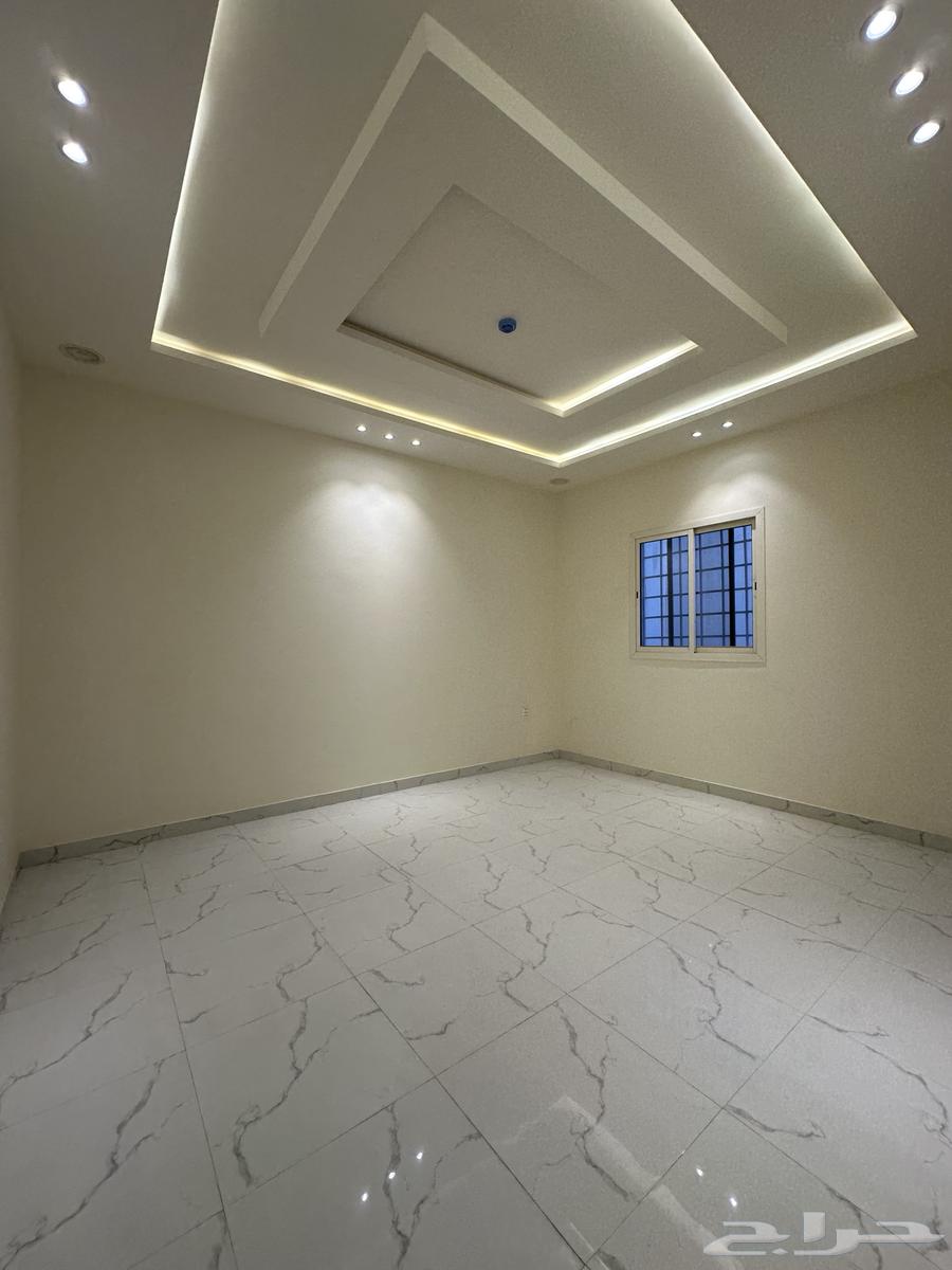 شقة 4 غرف في طويق 10