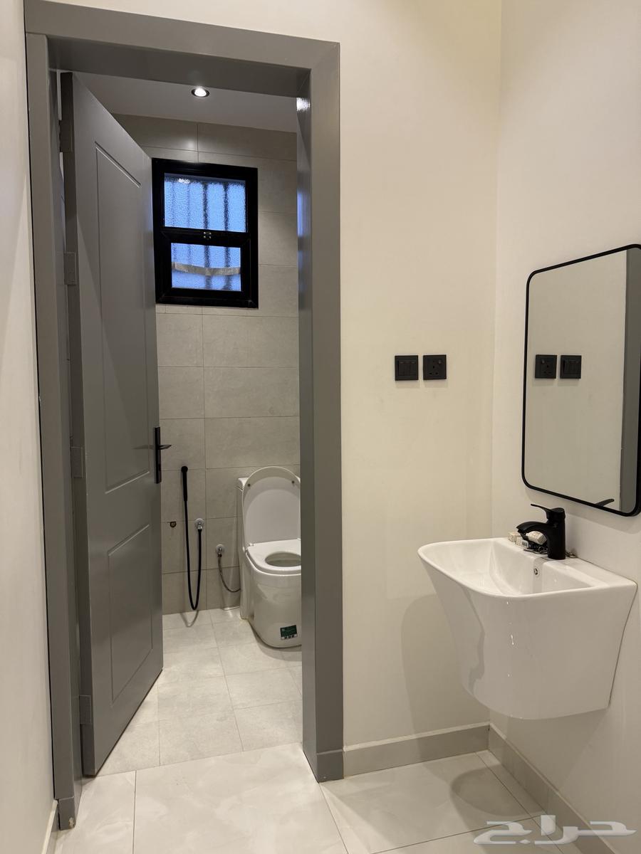 شقة 3 غرف في البيان 2