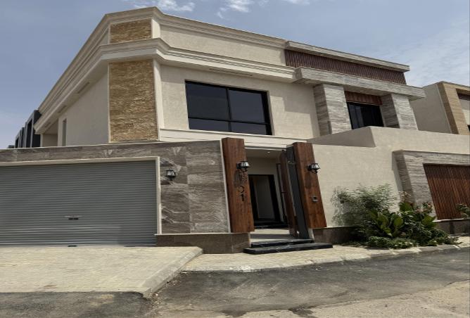 5 bedroom villa in Al Rimal 2