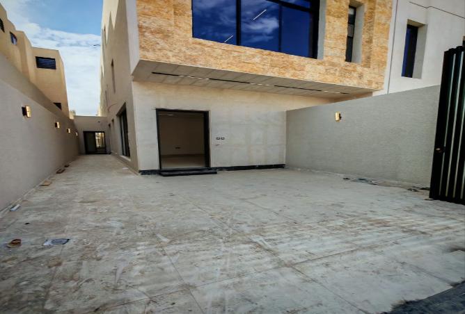 6 bedroom villa in Al Nahda 2