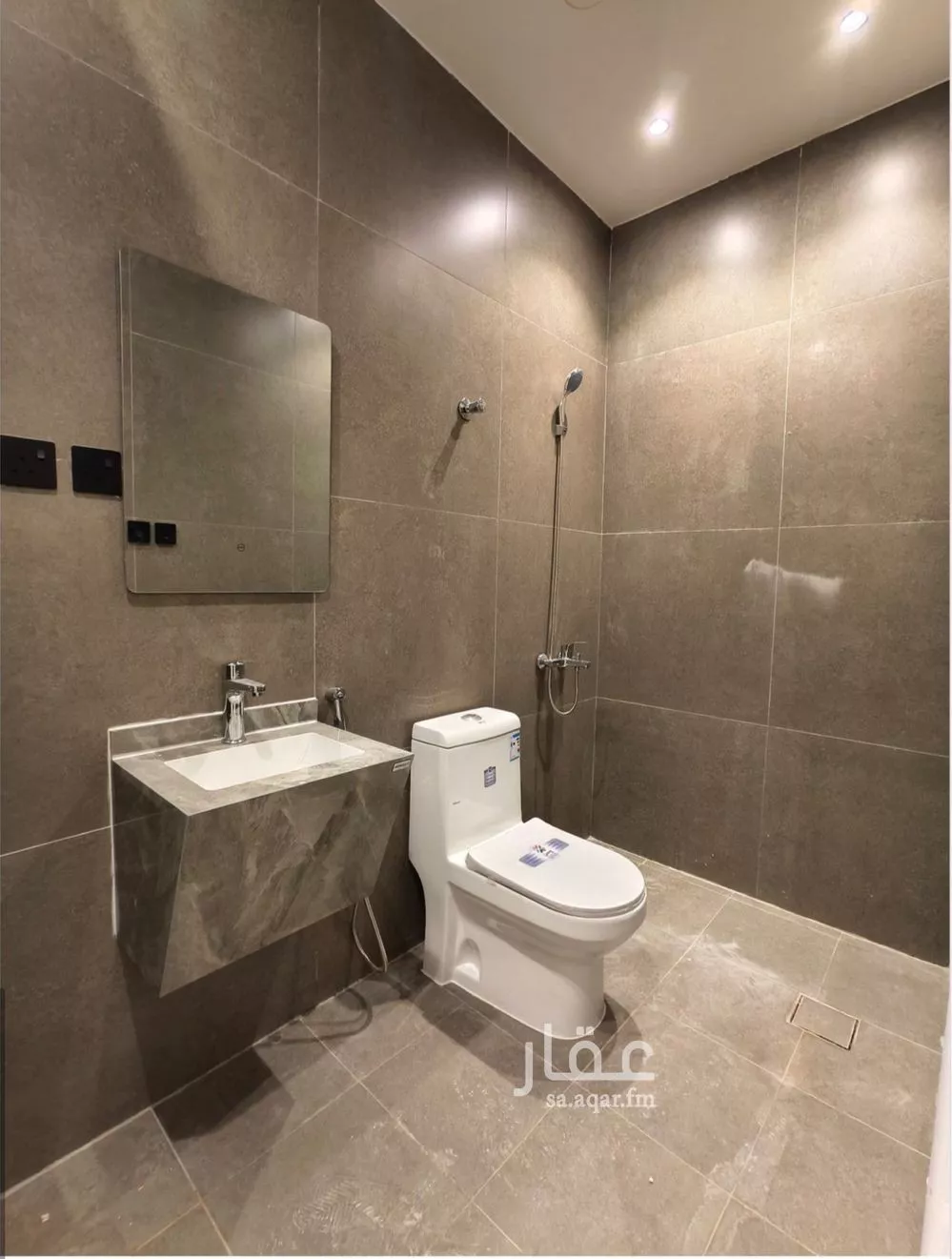 1 bedroom apartment in Al Wurud 18