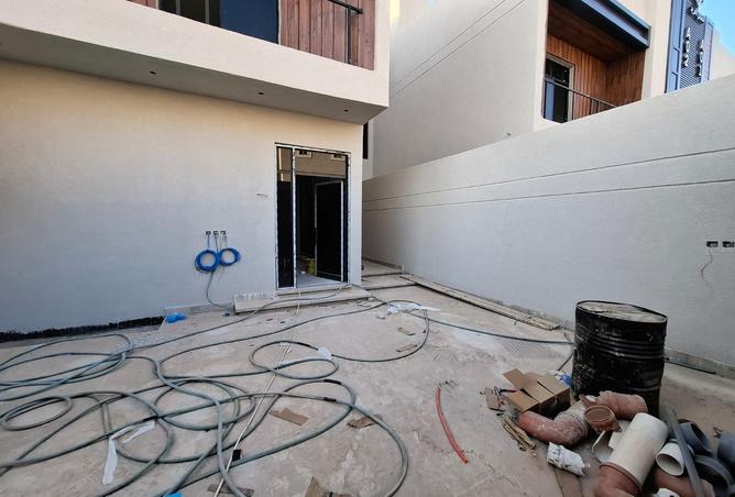 5 bedroom villa in Al Munsiyah 3