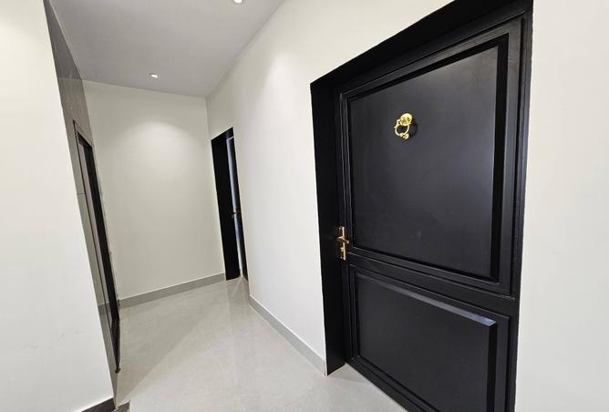 3 bedroom apartment in Al Maizilah 2